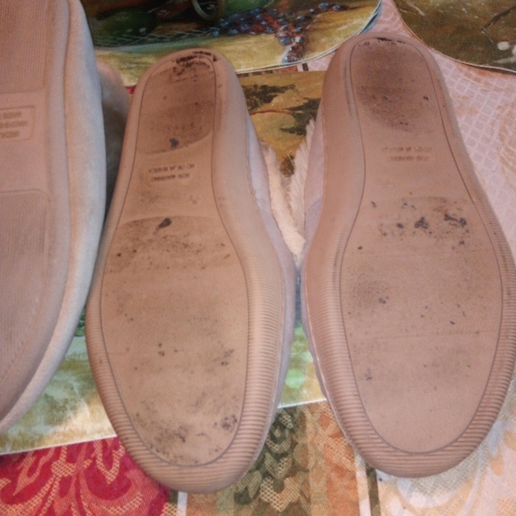 2 PRS SIZE 7/8 HOUSE SHOES - Picture 7 of 8